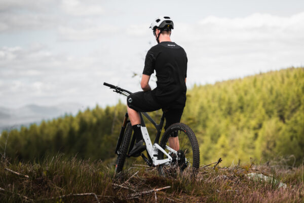 SCOTT-SPORTS-bike-2022-Spark-Tuned-Scotty-Laughland-action-image-Dunkeld-07 - Copy